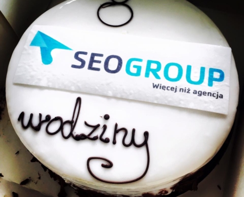 Tort urdzinowy SEOgroup od Deker Patissier & Chocolatier